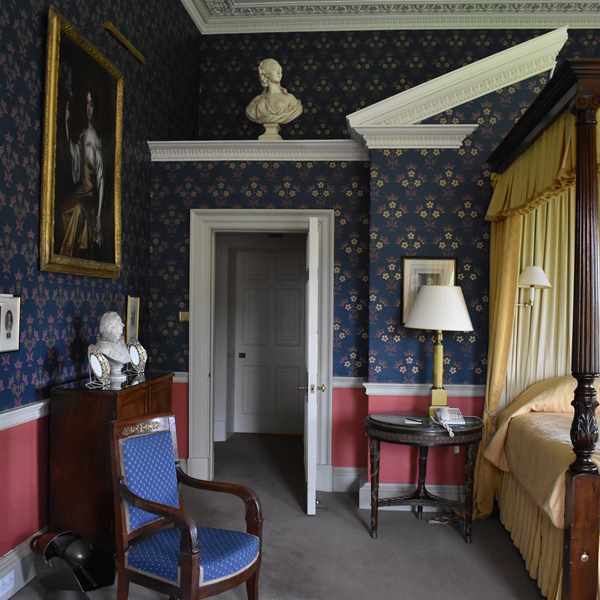 Hartwell House Royal Four Poster